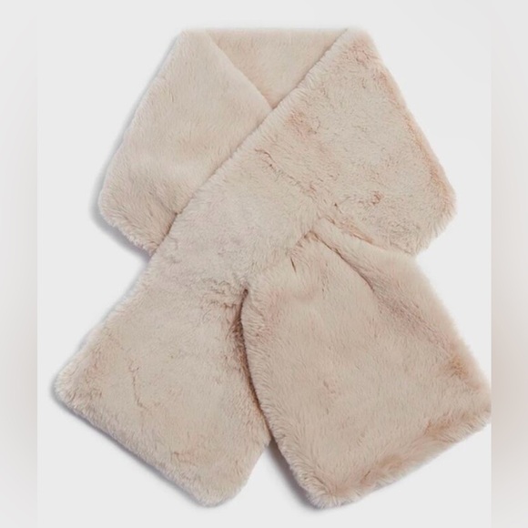 Apparis - NWT | Bambi Faux Fur ‘Pull Through’ Scarf/Stole/Wrap | Ivory -… - Picture 15 of 15